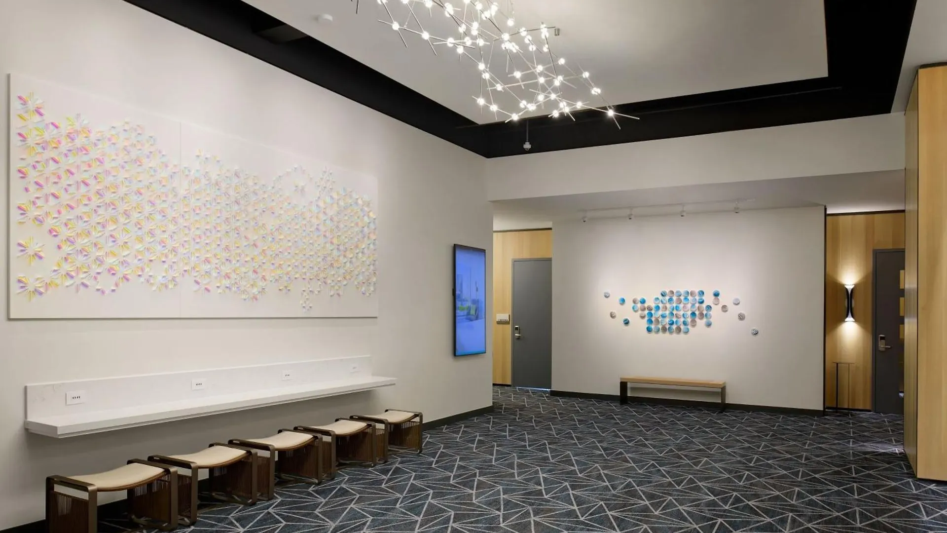 Astra Hotel, Seattle, A Tribute Portfolio Hotel By Marriott